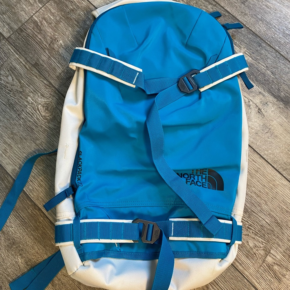The North Face Slackpac 2.0
Like new
